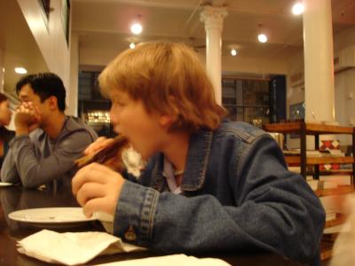 2004-10-30=SONY512=A=105.jpg