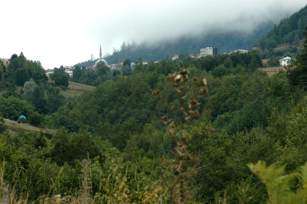 Akkus with low clouds.