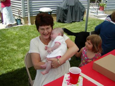 u33/fhludlow/medium/21456947.alliebaptfranallie4.jpg