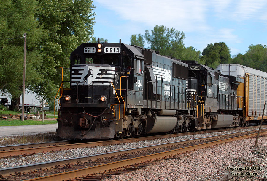 NS 6613 West At Camden, MO