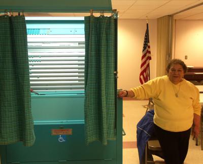 Voting Booth 2.jpg
