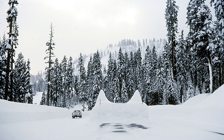 Mount Lassen, CA<br>1982/12/23<br>kbd0672