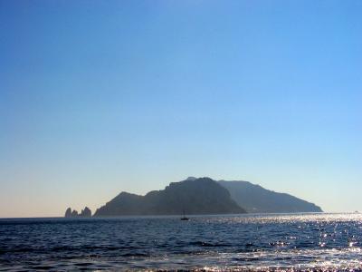Amalfi - islands.jpg