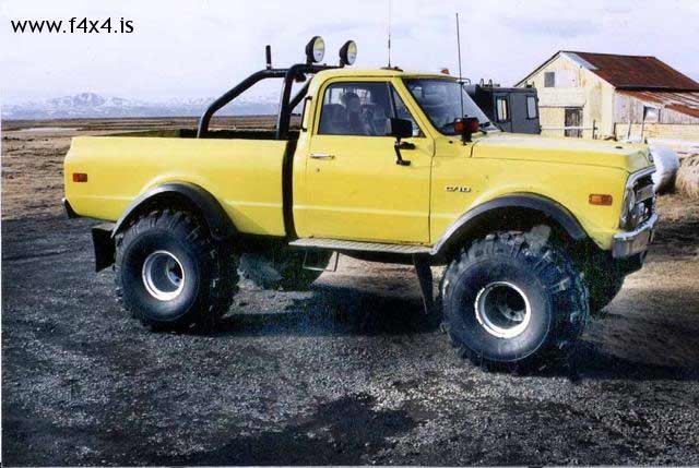 Unimog 404 + Chevrolet