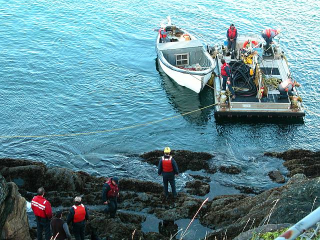 Tying up barge