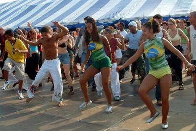 Dancing The Samba (2)
