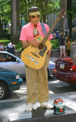 Street musician, Quebec