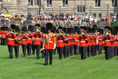 Guards exchange in Ottawa, Canada