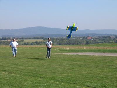 u33/kerosen/medium/21683102.Acrobat3.jpg