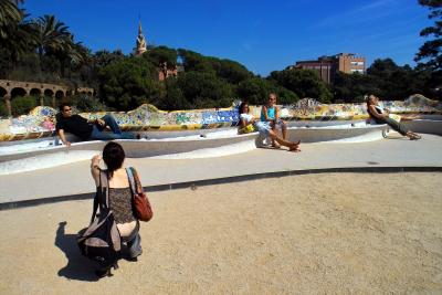 Parc Gell: Posing on the Place of Nature