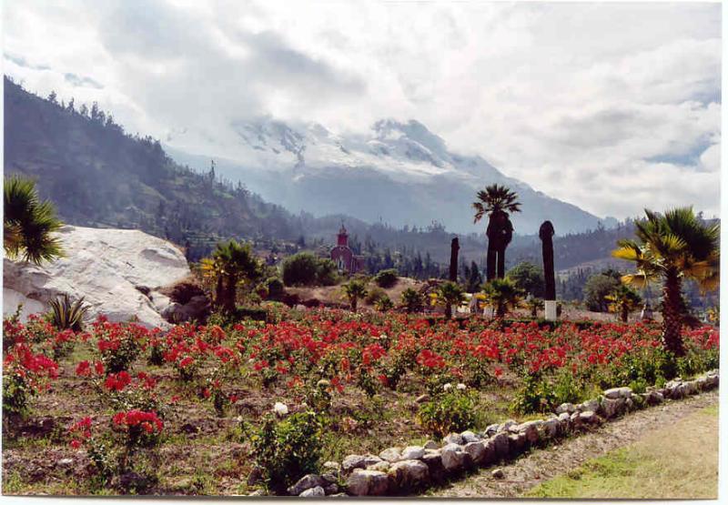 The earthquake of May 31,1970 loosened some 15 million cubic metres of granite and ice from the west wall of Huascaran Norte