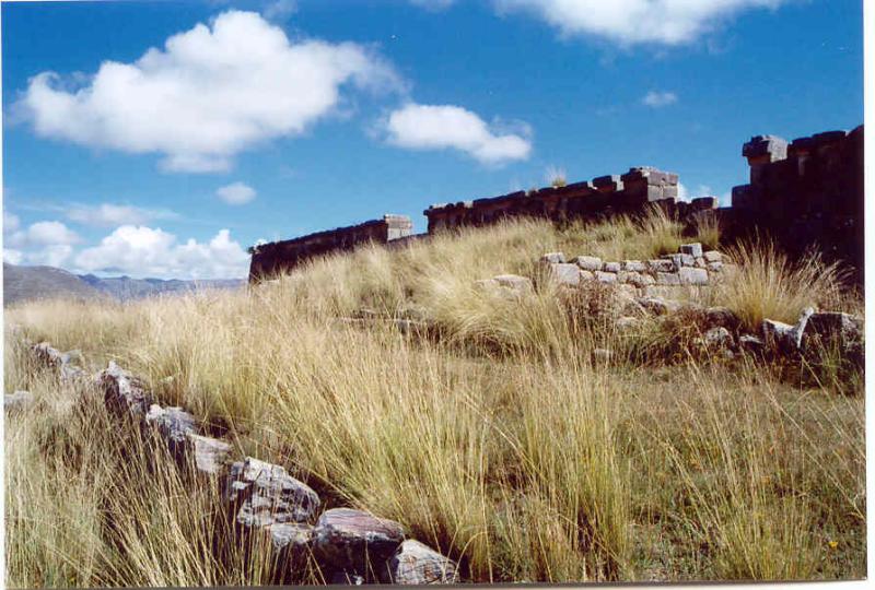 Entrance to the usnu of Huanuco Viejo