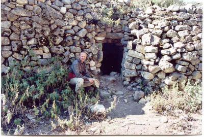 Shiripata, the entrance to the subterranean inca road where Manco Inca is said to have hidden part of his gold treasure