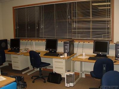 The computer room at the Hale Pohaku residencia.