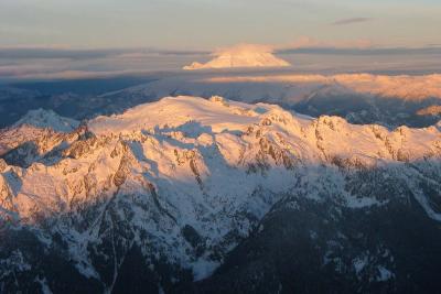 Bacon Pk & Mt Baker<br> (BaconBakerPanorama122402.jpg)