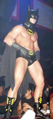 u33/oandreu/medium/35863820.PB010038batman.jpg