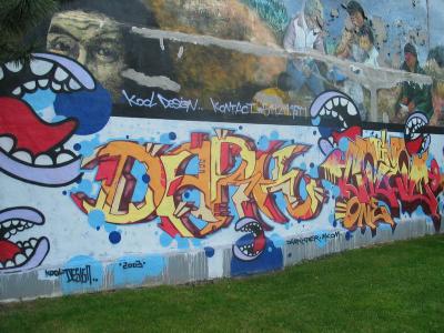 tag - graffiti : Montreal; Berry