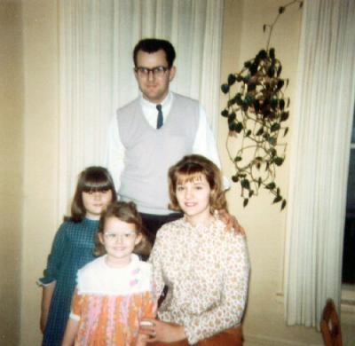 u33/renlady/medium/21543200.021968_dickkathiesueterri.jpg