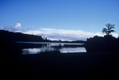 u33/rhaz/medium/35710022.dromolandlake.jpg