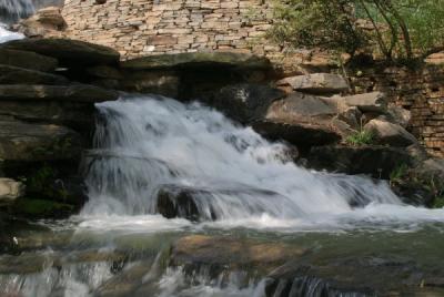 Falls at Finlay Park.jpg