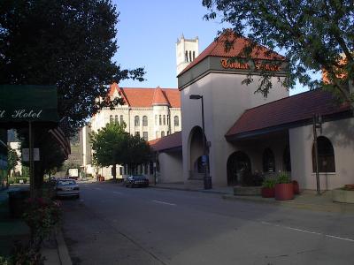 Towne Square, from in front of Blennerhasset Hotel