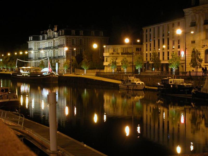 2003-09-03 21-26-26.JPG