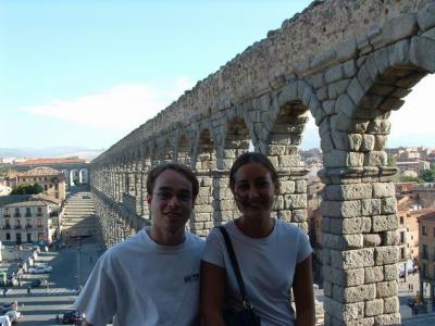 with Lyndsey in front of the aqueduct