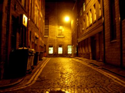 An Edinburgh lane at night.