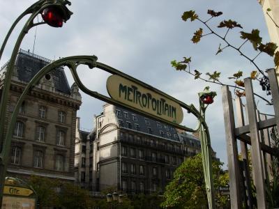 One of the last surviving Guimard-designed Art Nouveau metro entrances, on the Ile de la Cite.
