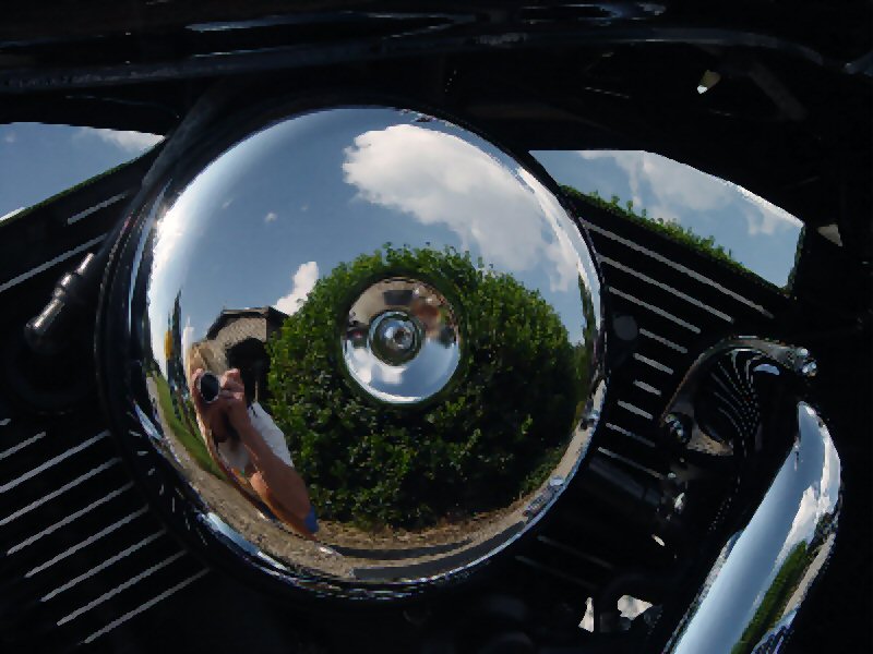 <b2>Chrome Reflections And The 717</b><br><font size=2>by P. Beeson</font>