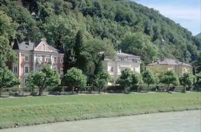 u33/thh/medium/35725851.1702Salzburg.jpg
