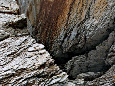 Gypsum cliff detail