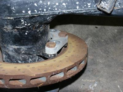 930 Turbo Calipers on 914 Rear Trailing Arms 002.jpg