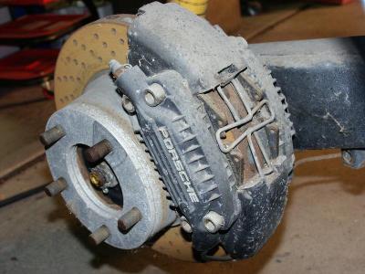 930 Turbo Calipers on 914 Rear Trailing Arms 004.jpg