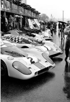 Porsche 917 at the Pits - Lemans 1971 A.jpg