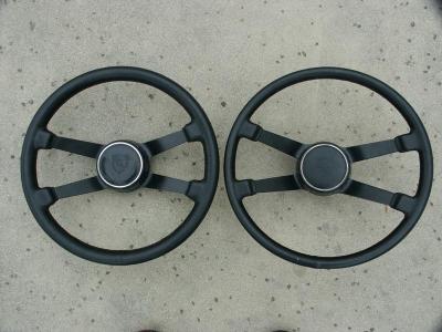 914-6 GT and 911 Leather Steering Wheel Comparison 004.jpg