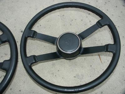 914-6 GT and 911 Leather Steering Wheel Comparison 006.jpg