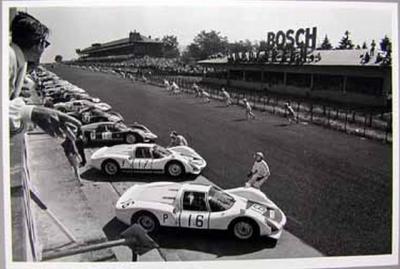 Start of 1000 km 1966 Nurburgring. Werks Porsche 906.jpg