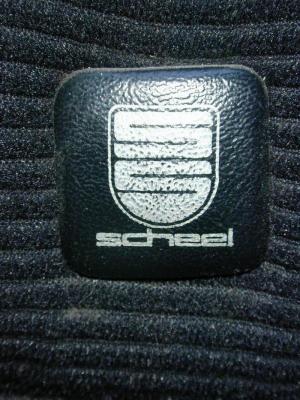 Scheel Plastic Logo used in the consumer Non-Racing Bucket Seat - eBay Aug2004 - Photo 5