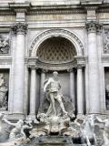 Fontana di Trevi Center