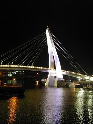 14411299.jpg