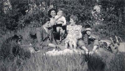 Mum & Alex with Janey on St Catherine's Hill, Winchester
Kim adds:  Alex, Mum, me seated at front. Not sure if toddler is you or other lady is Grannie  doesnt look like her nor does it look like Auntie Janie nor Jeremy. Wonder who photographer was; Dad? I must be around 6, so summer 1954?