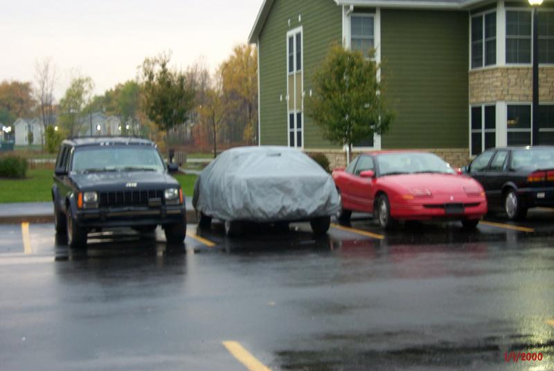 Yea, the jeep and saturn are my body guards :)