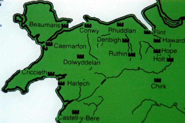Edward I's ring of English castles in North Wales