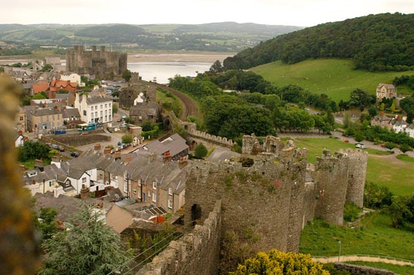 Town wall, Conwy
