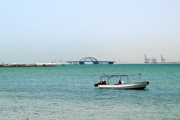 New bridge linking Muharraq Island and South Manama