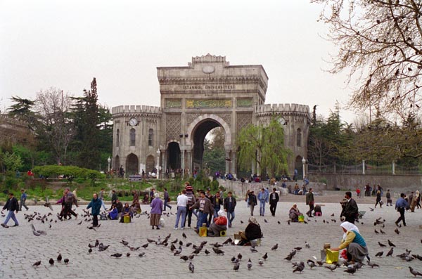 Beyazit Square, Istanbul Univeristy