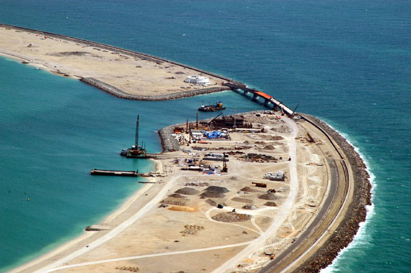 Bridge under construction linking segments of the outer ring, Palm Jumeriah