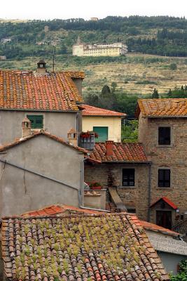 More Italian homes below Cortona