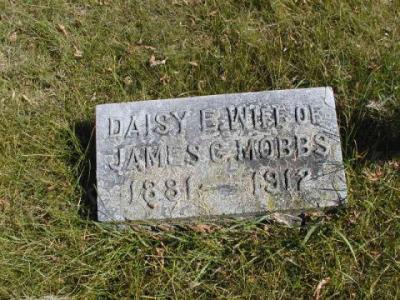 Mobbs, Daisy E. (Wife of James) Section 3 Row 18
